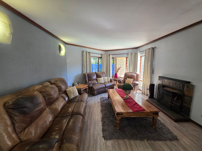 ABSOLUTELY STUNNING HOUSE FOR SALE IN RISIVILLE - Photo 4