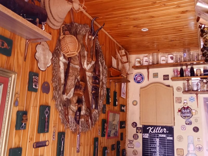 Location. Lifestyle. Lush Living. - Photo 6