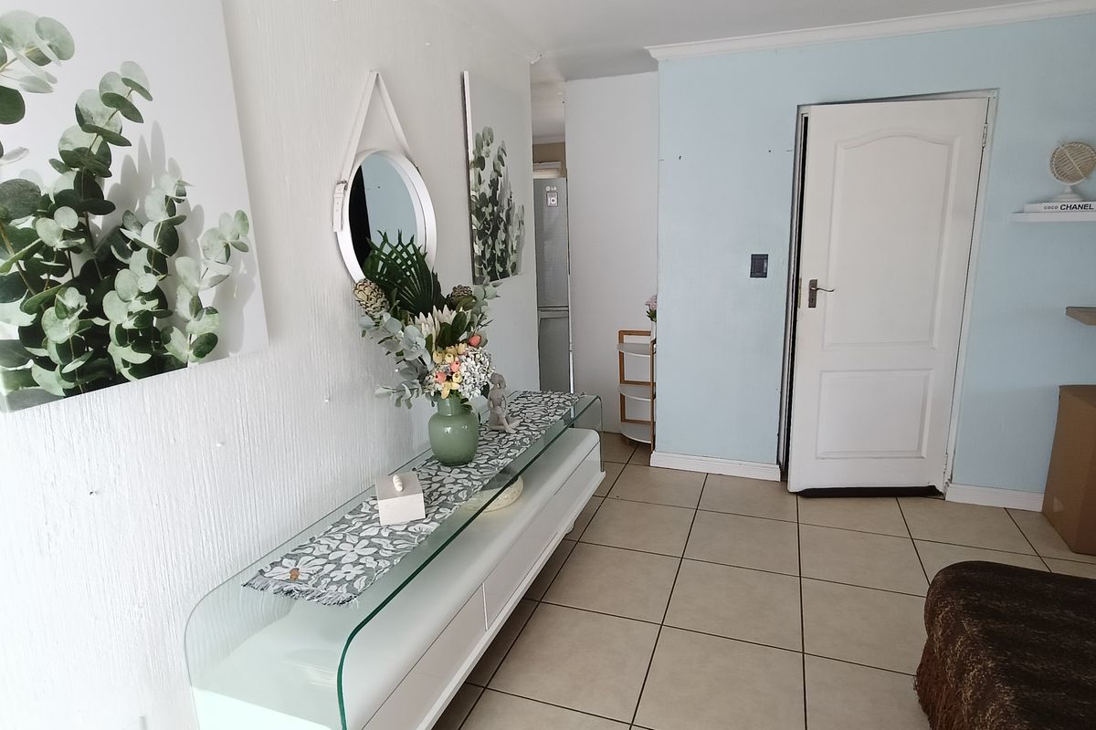 Beautiful 4 Bedroom in reyno manor! - Photo 5