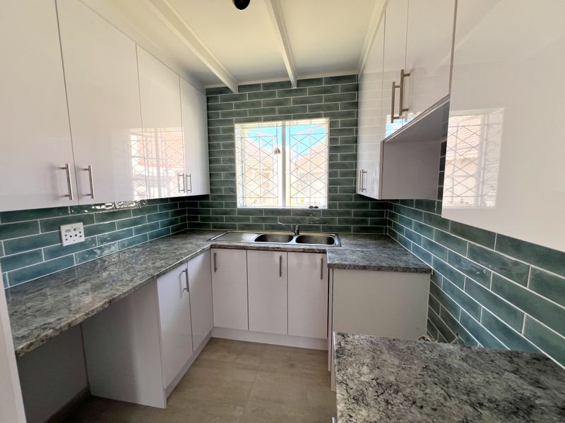 Lock-Up and Go Townhouse for Sale in Aston Bay - Photo 6