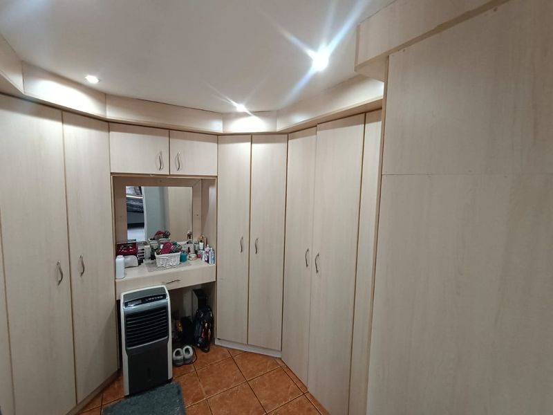 ABSOLUTE BEAUTY FOR SALE – SE4, VANDERBIJLPARK - Photo 10