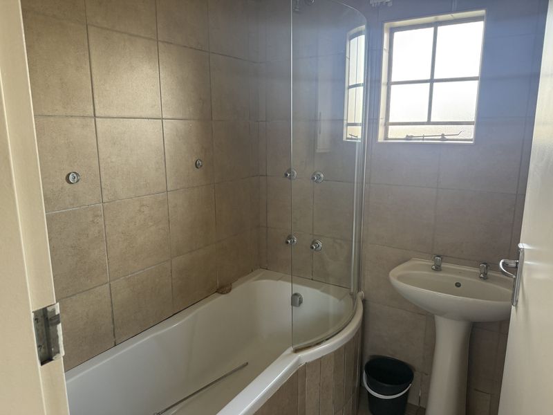 3 bedroom house for in Thatch Hill - Photo 10