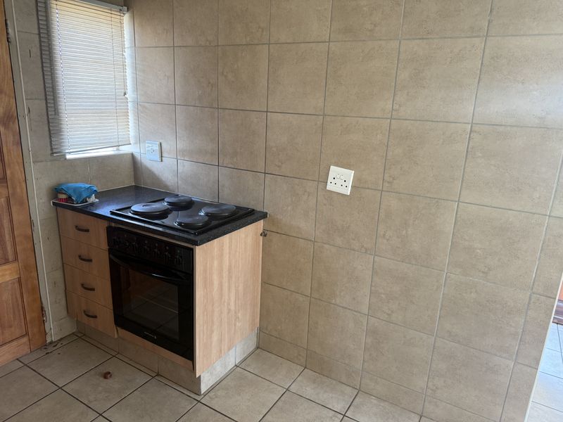 3 bedroom house for in Thatch Hill - Photo 8