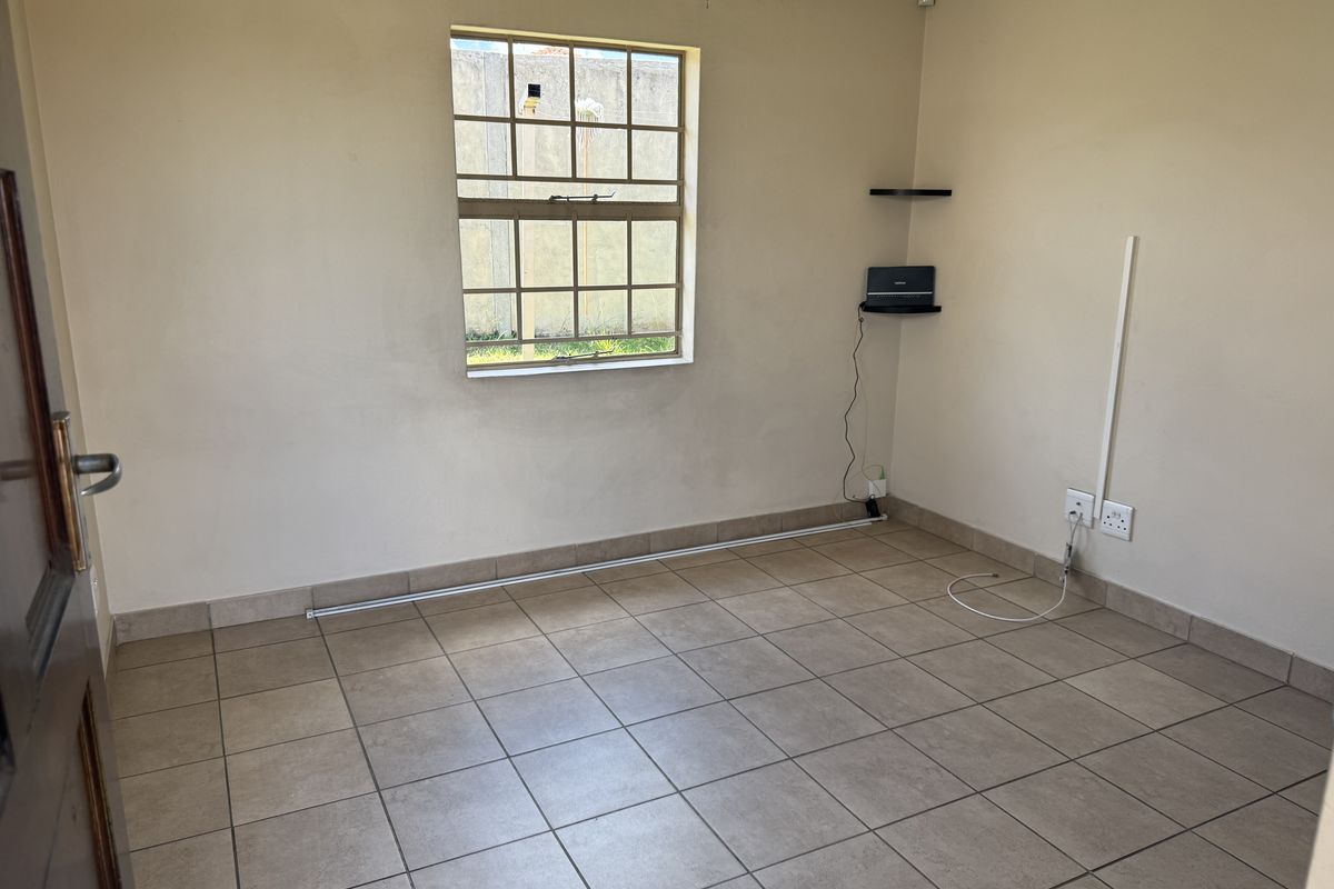 3 bedroom house for in Thatch Hill - Photo 4