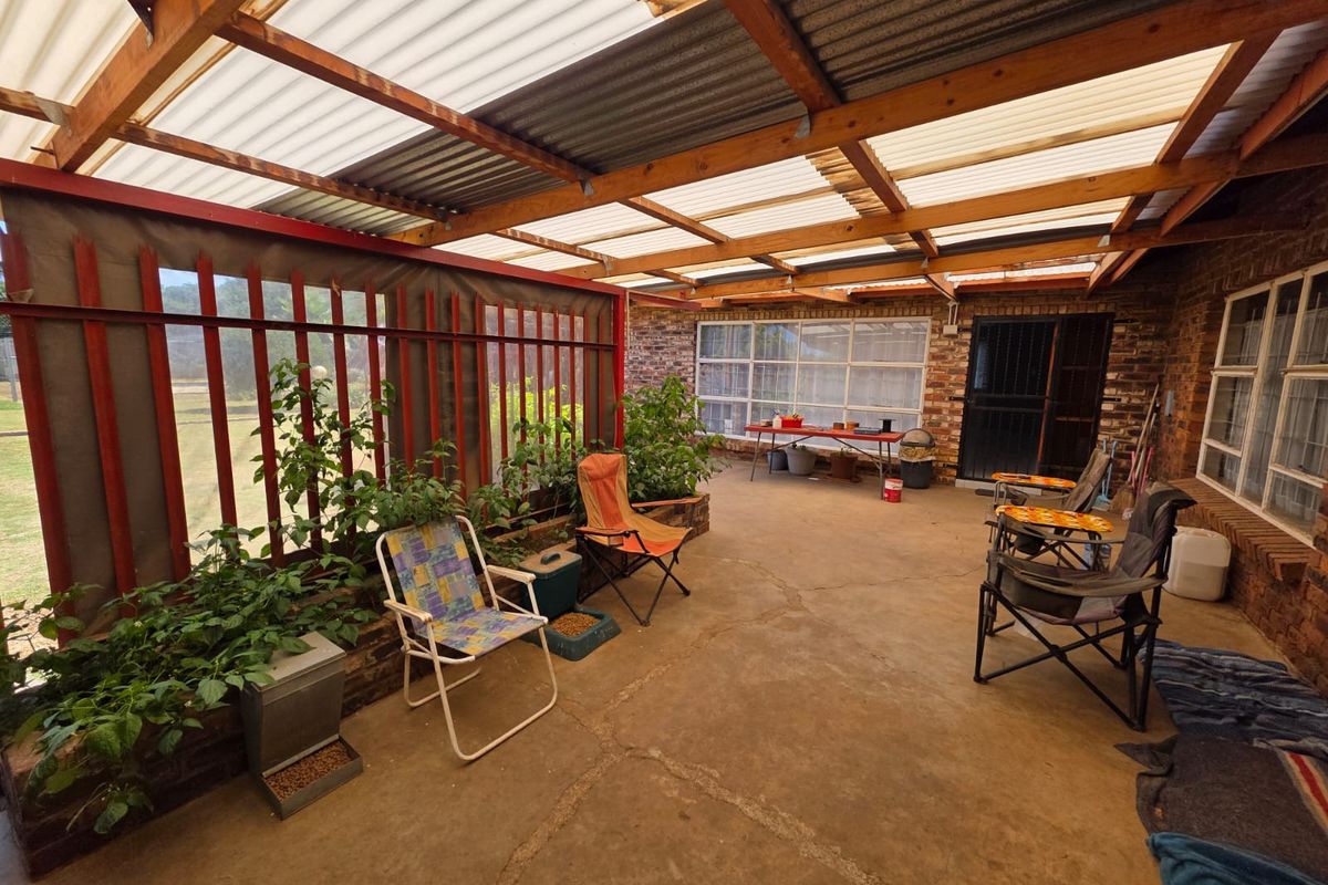 VERSATILE SMALLHOLDING / PLOT FOR SALE IN VANDERBIJLPARK - Photo 3