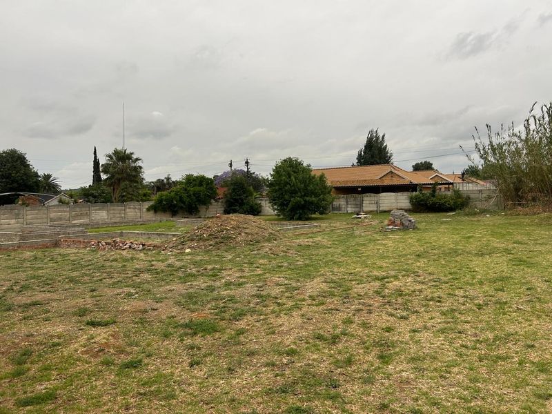 Development Opportunity on Subdivided Portion - Photo 3
