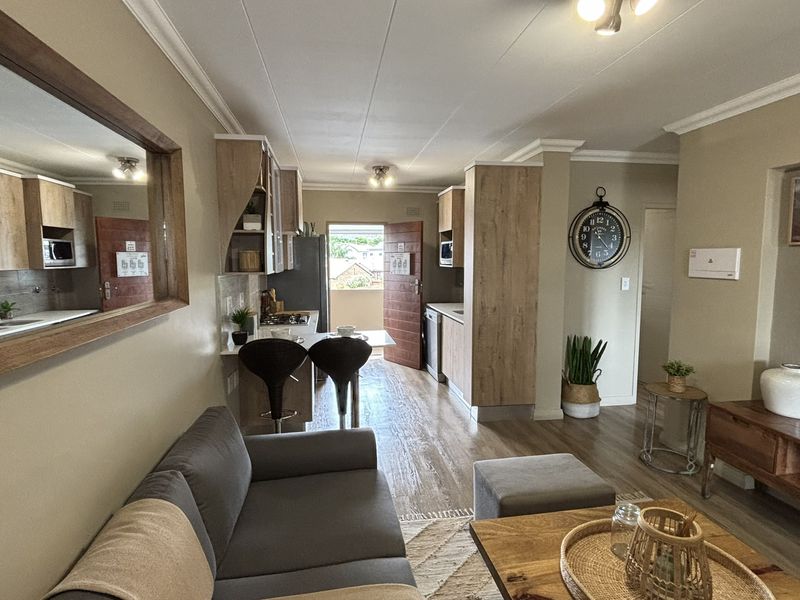 3 Bedroom GROUND FLOOR For Sale! - Photo 10