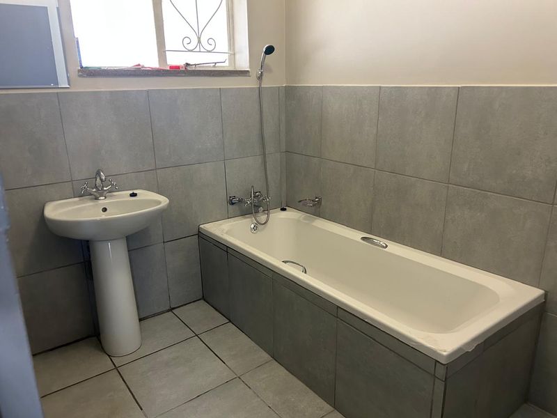 Prime Property on Busy Road in Boksburg  with Business Potential - Photo 7