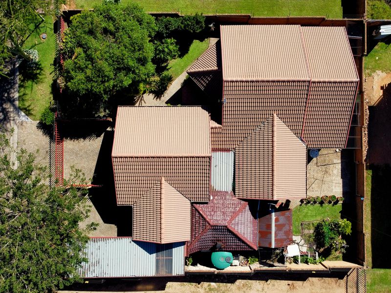 This stunning home nestled in a serene neighborhood - Photo 2