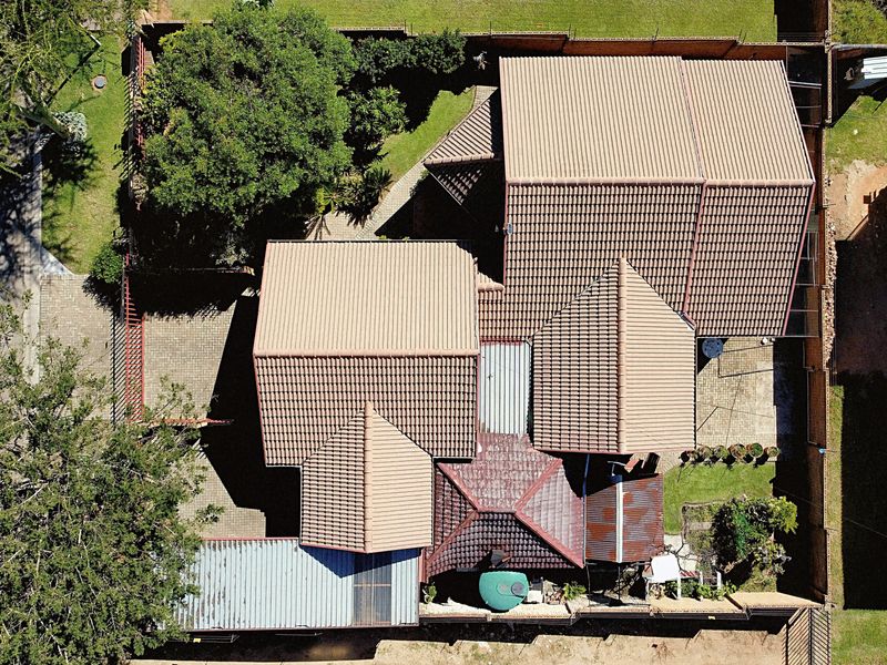 This stunning home nestled in a serene neighborhood - Photo 2