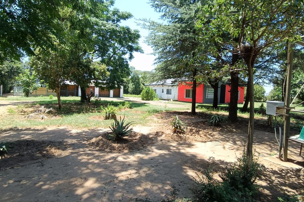 FOR SALE | Smallholding ±2Ha. - Photo 2