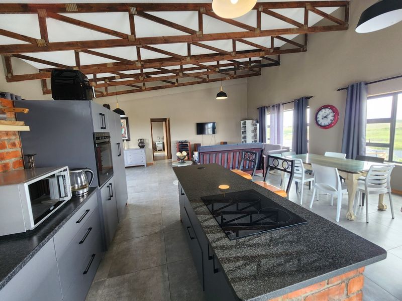 Modern Coastal Living with Scenic Views and Flexible Space - Photo 2