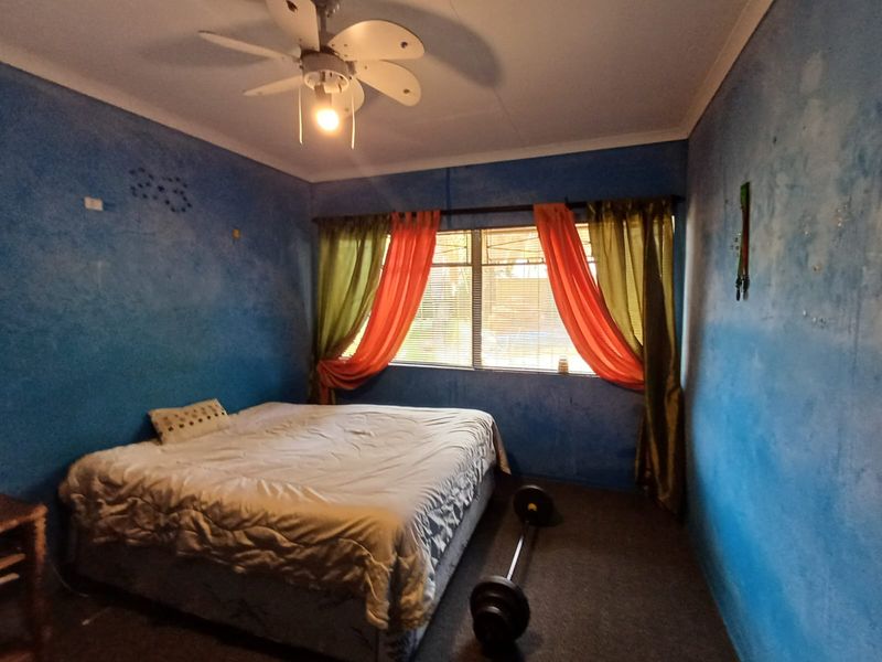 With A Little Bit Of Love & Care This Can Be Your Forever Home - Photo 9