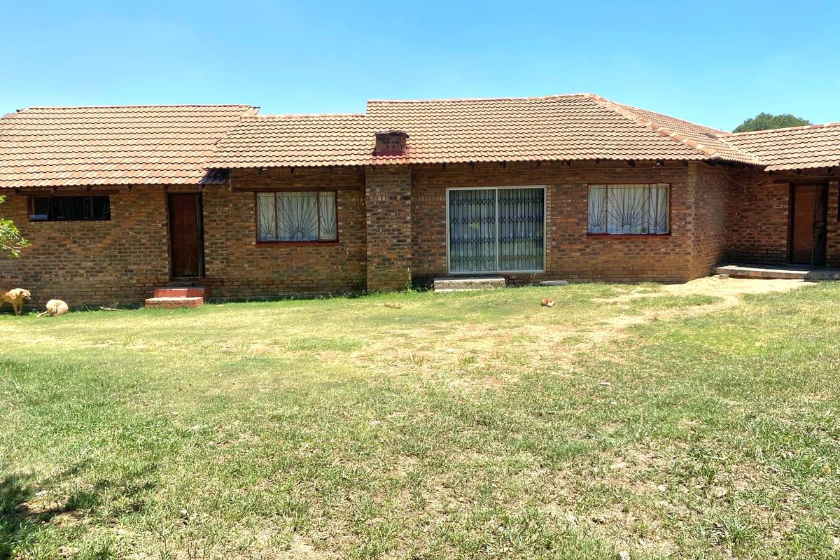 INVESTOR’S DREAM OR ULTIMATE LARGE FAMILY HOME – 8 BEDROOM PROPERTY IN BEDWORTHPARK! - Photo 3