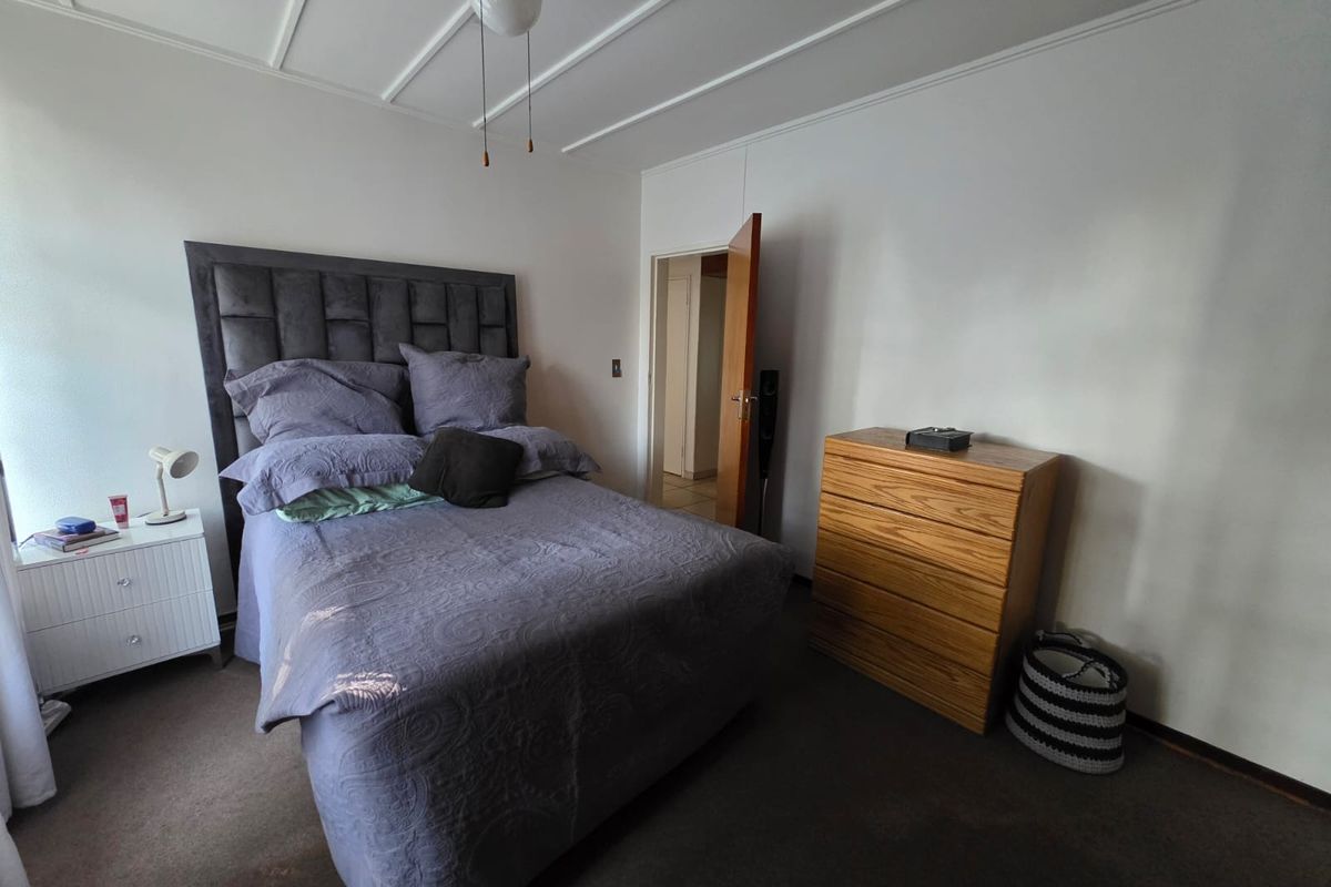 Beautiful Family Home for Sale in Sasolburg – Close to CBD! - Photo 4