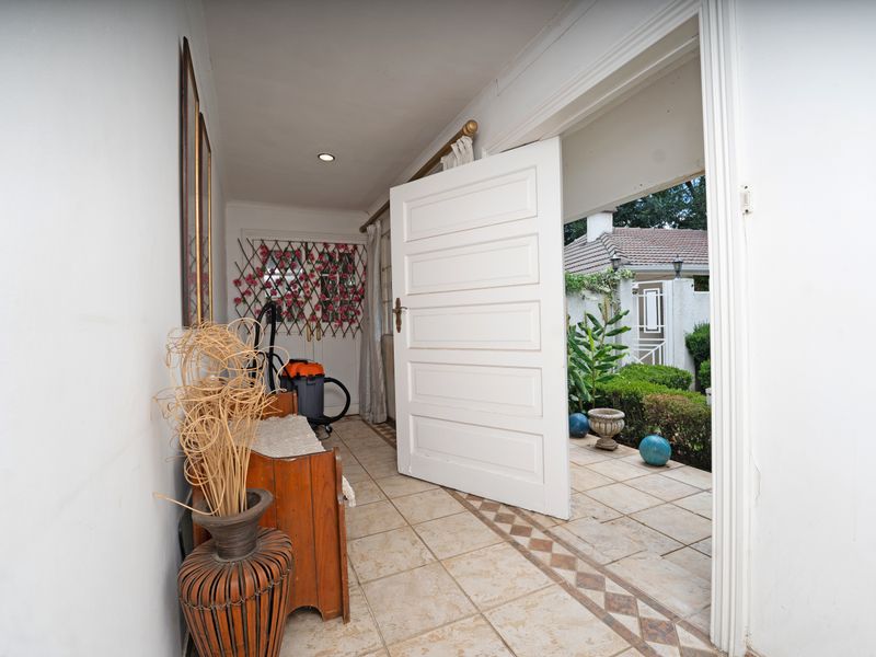 Spacious Multi-Level Family Home with Cottage Potential in Glenadrienne - Photo 2