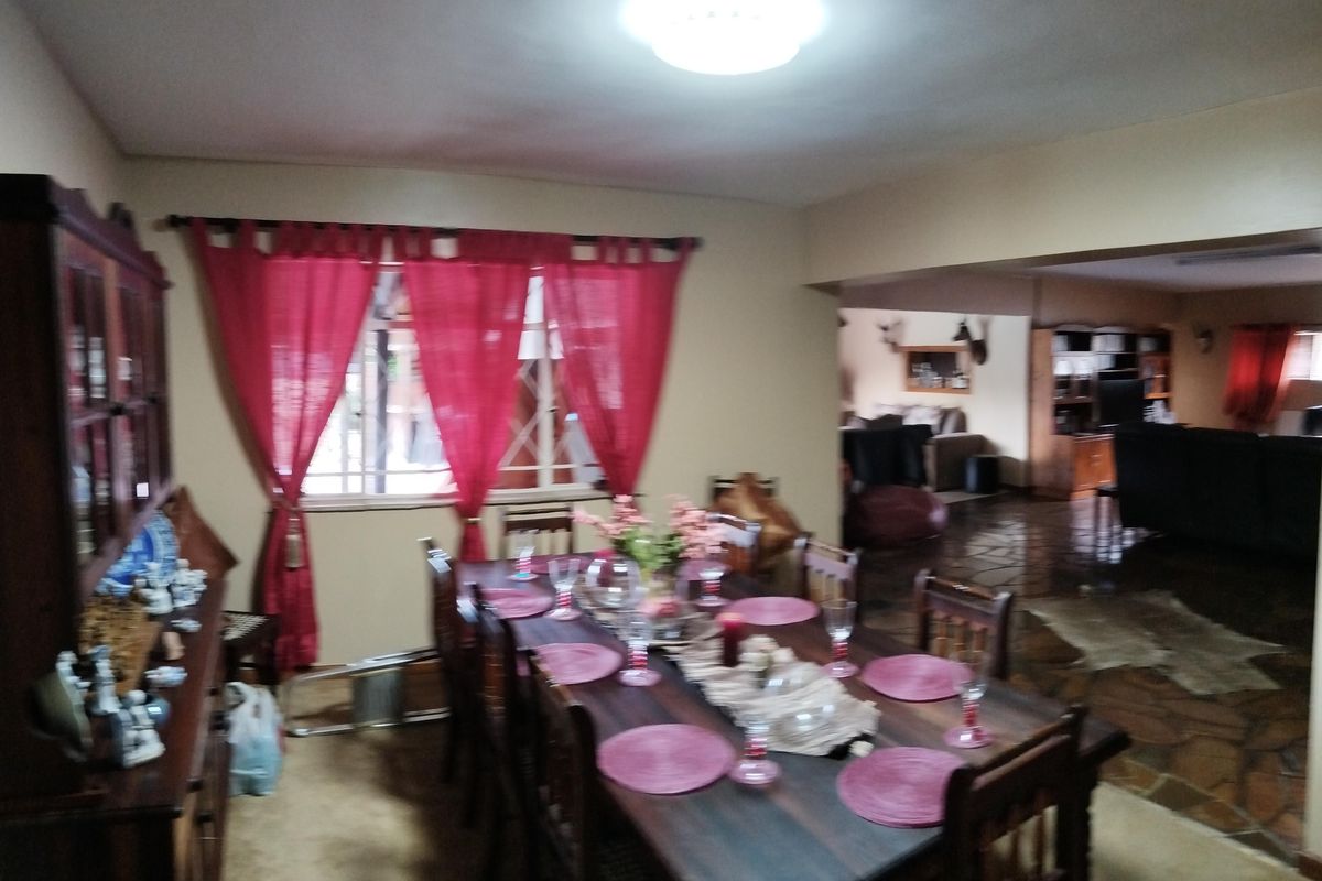 Space, Freedom & Self-Sufficient Living – Family Home in Bothasrus - Photo 5