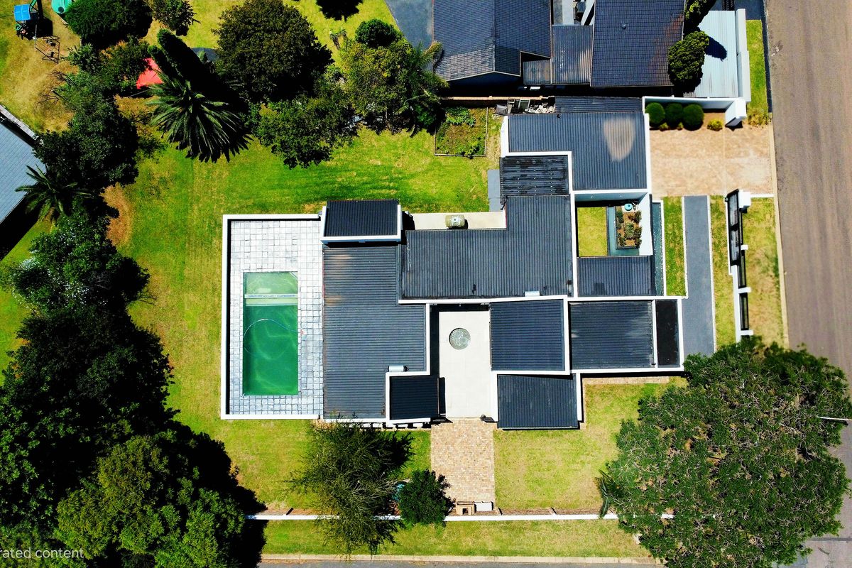 This One Has It All – Brand-New Luxury Living at Its Finest - Photo 5