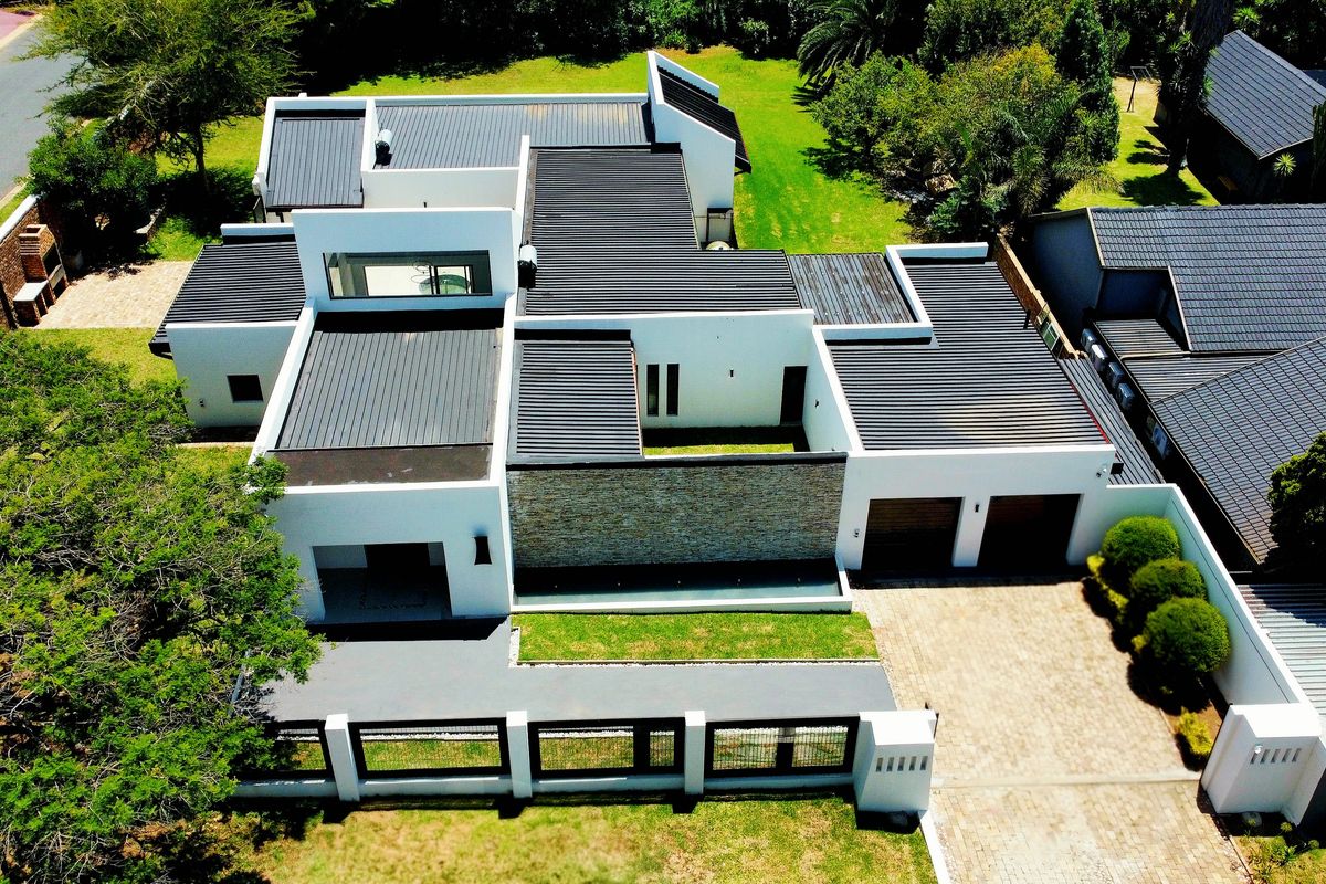 This One Has It All – Brand-New Luxury Living at Its Finest - Photo 2