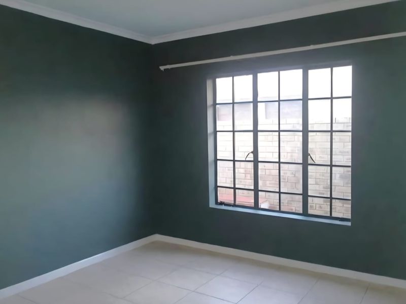 Enjoy Service Delivery in Riversdale Meyerton. 2 bedroom Townhouse. - Photo 6