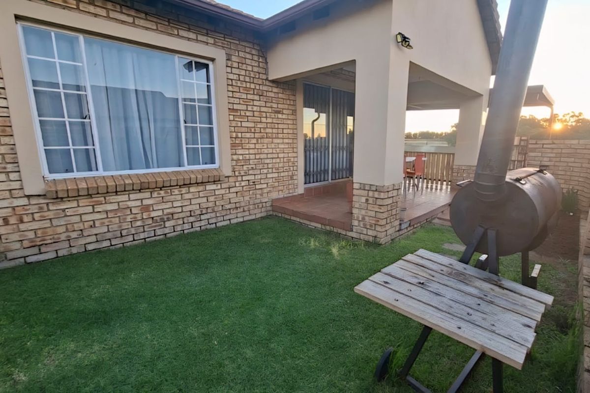 Secure & Pet-Friendly Face-brick Unit – Sasolburg - Photo 3