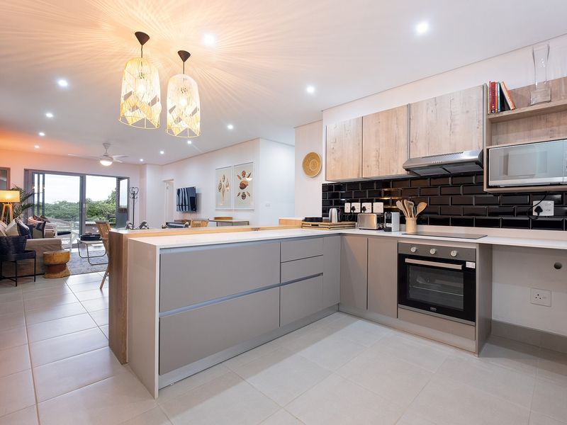 Fully Furnished 2-Bedroom, 2-Bathroom Home for Sale, Simbithi Verve, Ballito - Photo 4