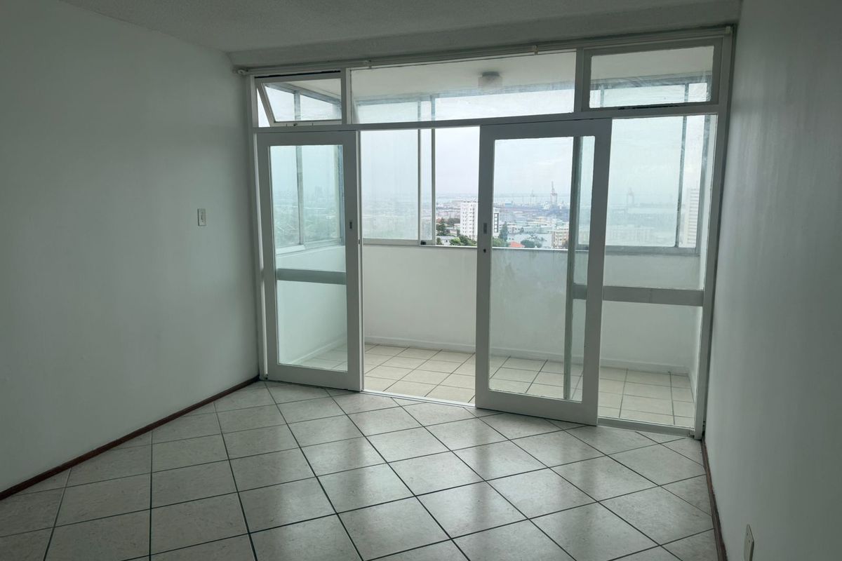 Apartment Rental Monthly In Gqeberha - Photo 2