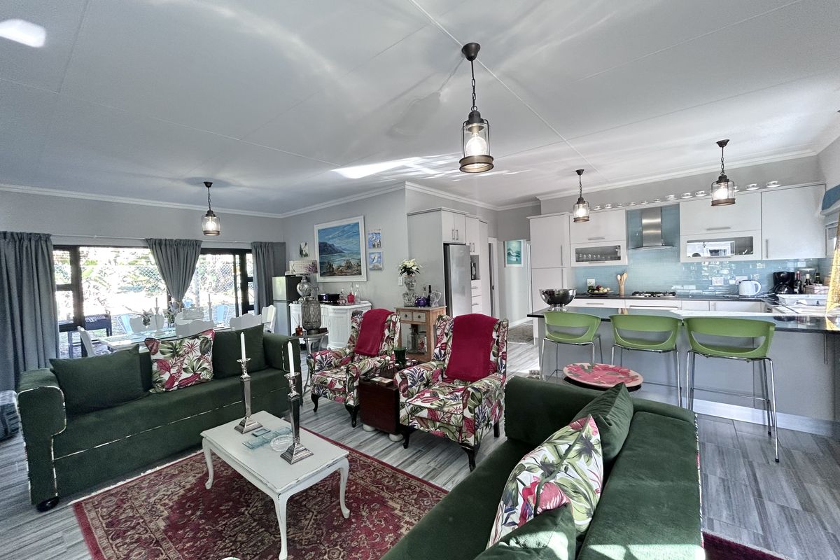 Refined Living in a Secure Lifestyle Estate - Photo 5