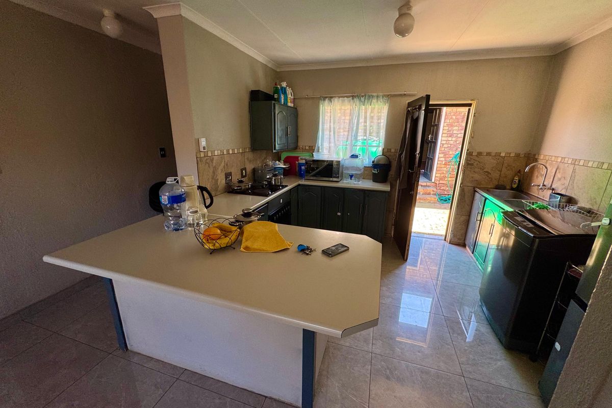 Well-Maintained 3-Bedroom Face Brick Home in Reyno Ridge - Photo 4