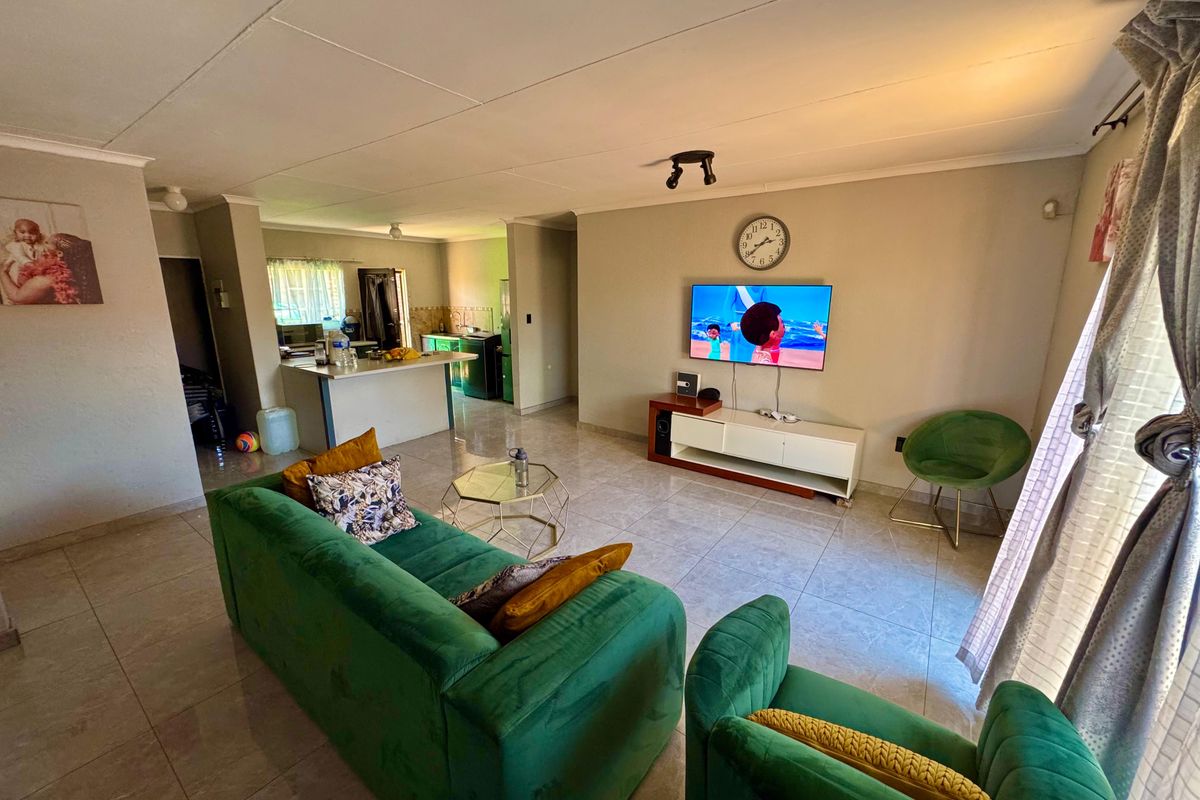 Well-Maintained 3-Bedroom Face Brick Home in Reyno Ridge - Photo 3