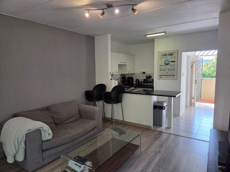 Well maintained, first floor, One Bedroom Apartment. - Photo 9