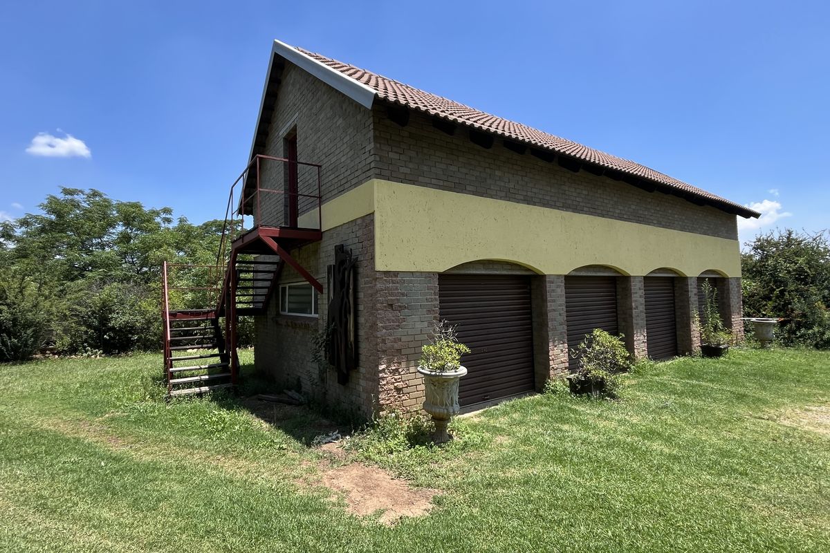 Small Holding for sale - Photo 4