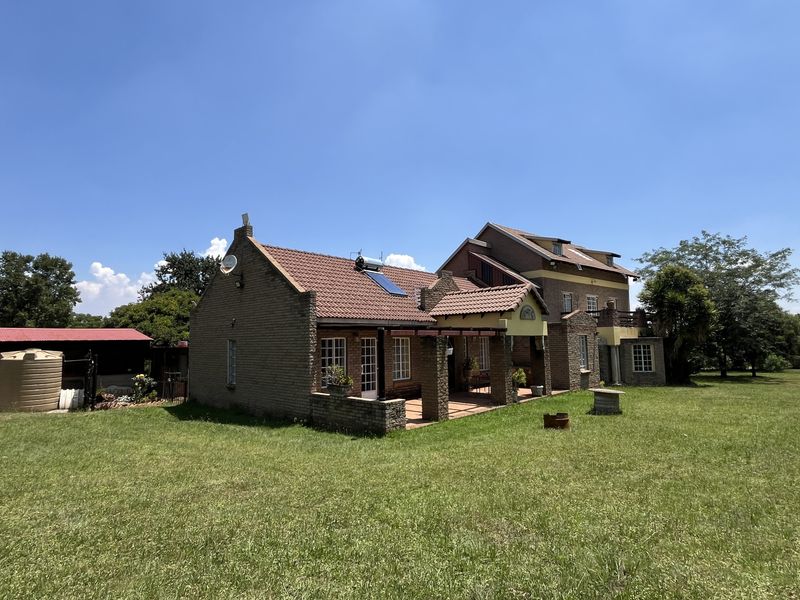 Small Holding for sale - Photo 2