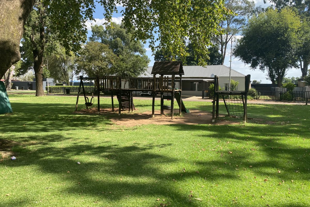 3 Bedroom Sectional Title Unit Green Reef Village - Photo 3