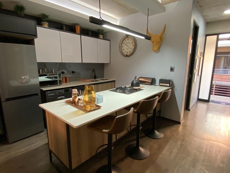 Ultra-Modern 2-Bedroom Apartment for Sale in Menlo Park – A Prime Investment Opportunity! - Photo 9