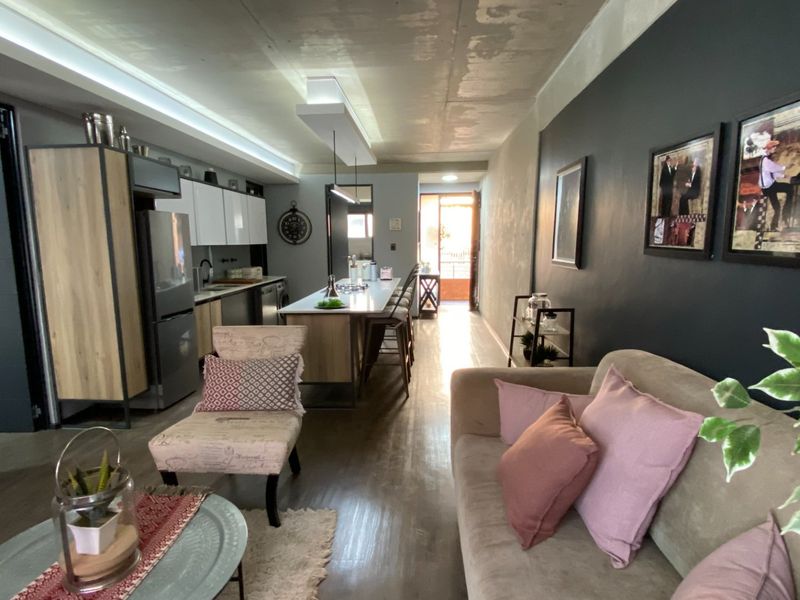 CALLING ALL INVESTORS! 2 Bed 2 Bath on Offer in Menlo Park - Photo 9