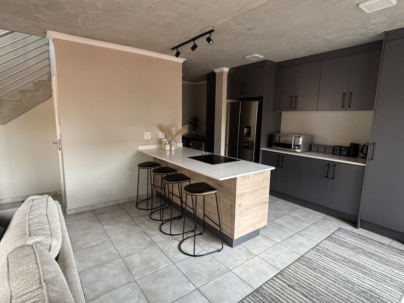 Modern 3 Bedroom family home on Offer! - Photo 7