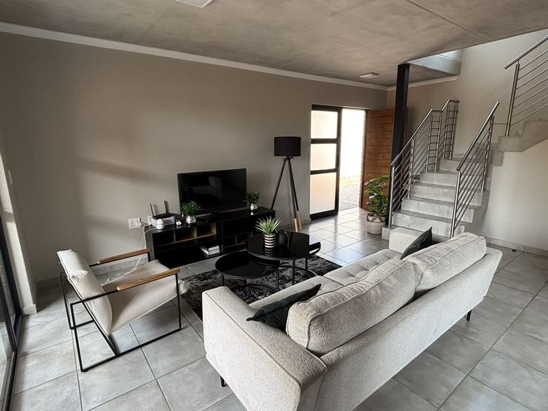 Modern 3 Bedroom family home on Offer! - Photo 6