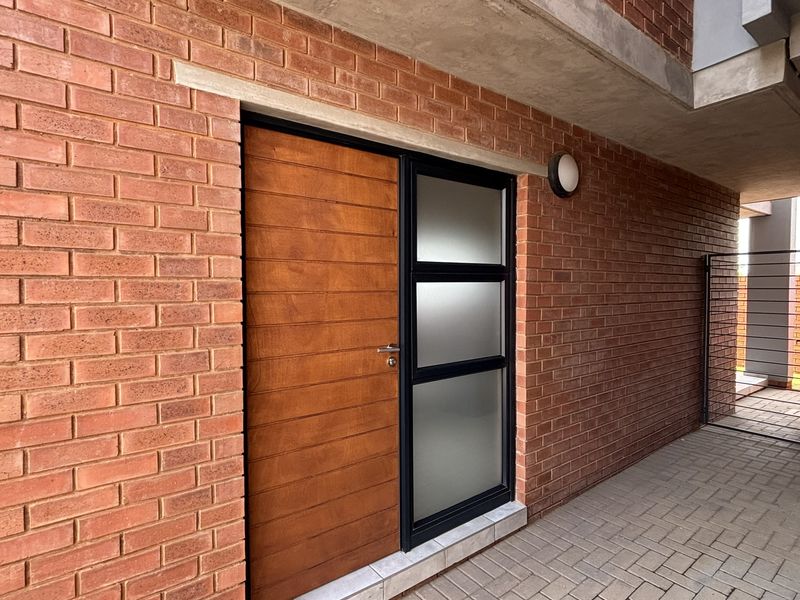 Modern 3 Bedroom family home on Offer! - Photo 2