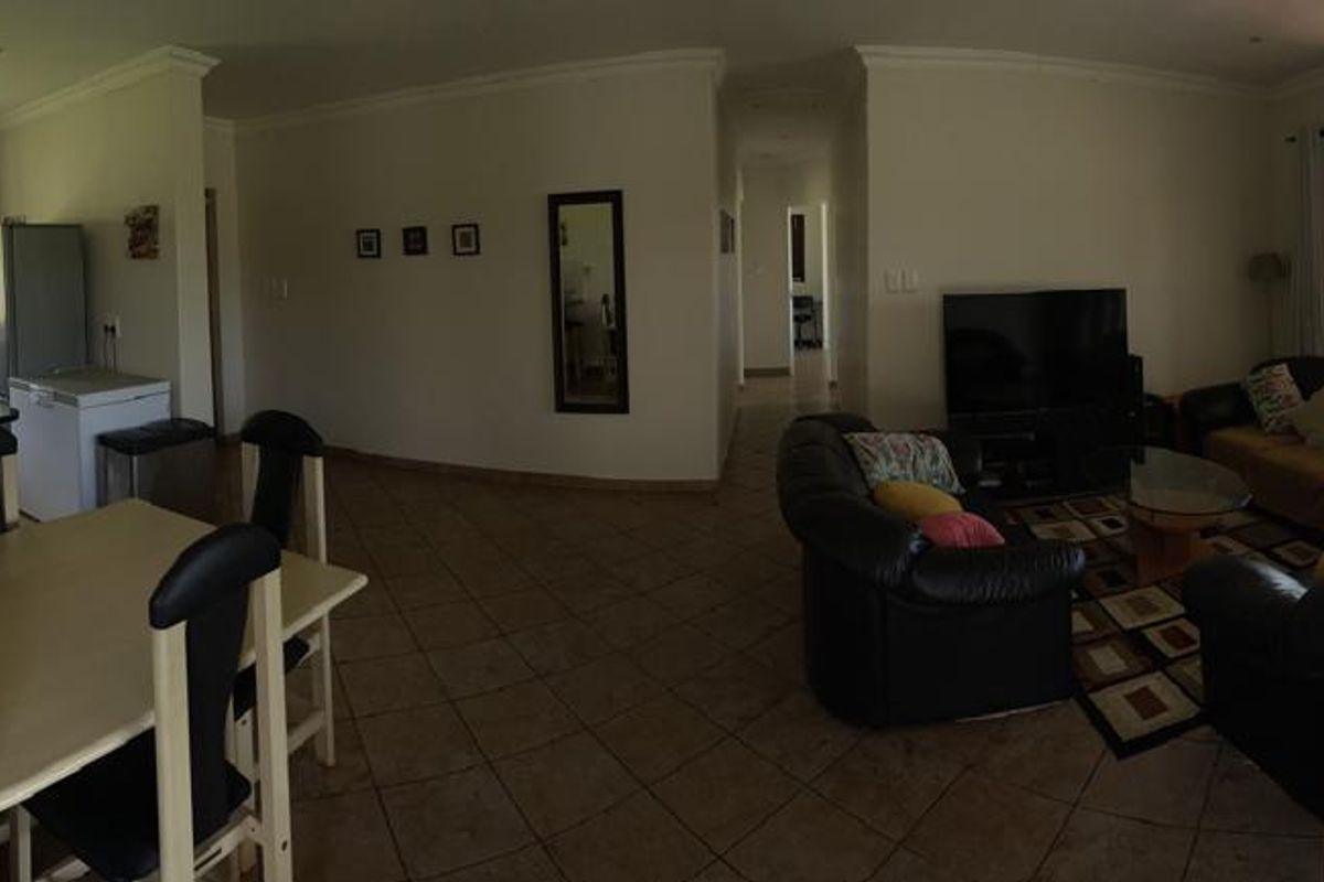 Stunning 3 Bedroom Freestanding Home In Beautiful Mtunzini For Rental - Photo 5