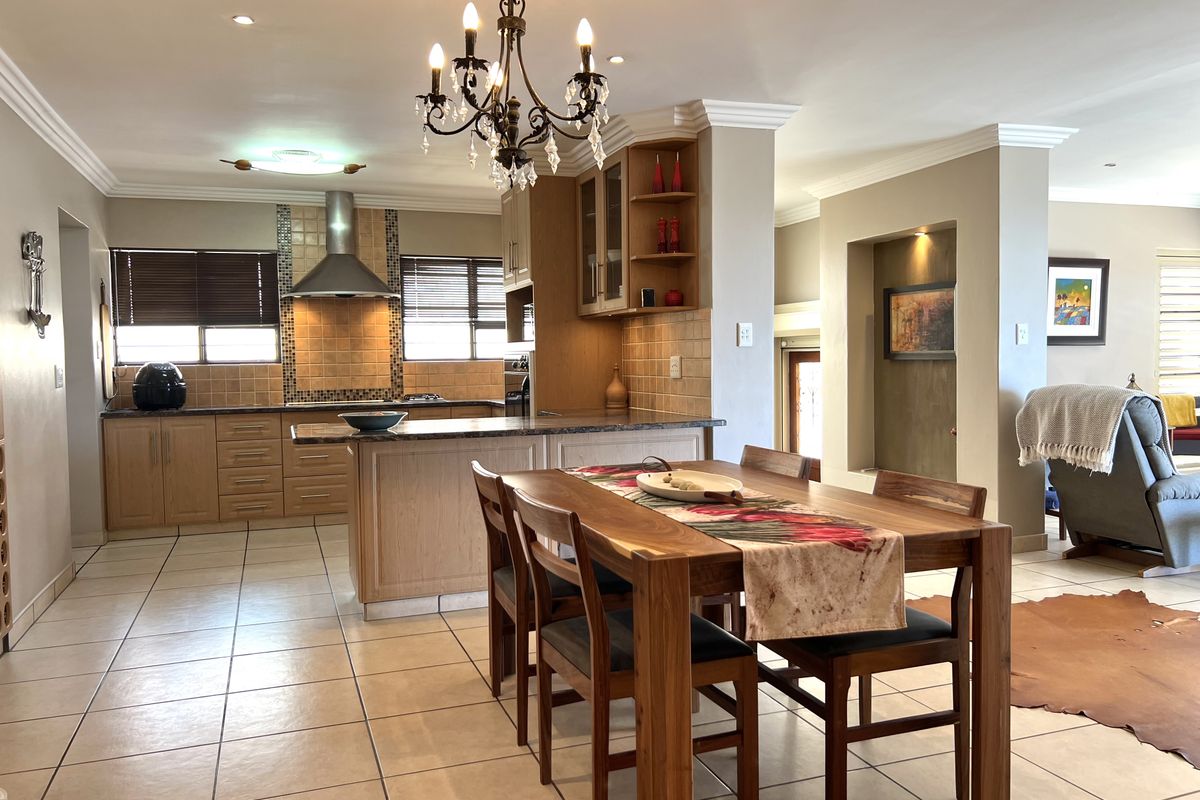 Low Maintenance Home with Sea Views in Wavecrest - Photo 5