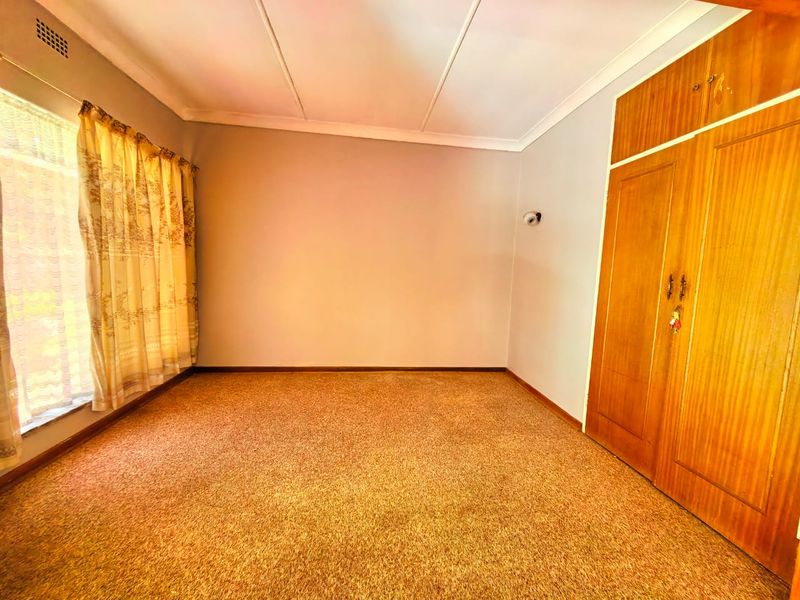 Space is the keyword in this family house, close to shopping centres and all other amenities - Photo 7