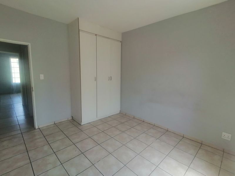 3 Bedroom Flat For Rental In Central Emp - Photo 7