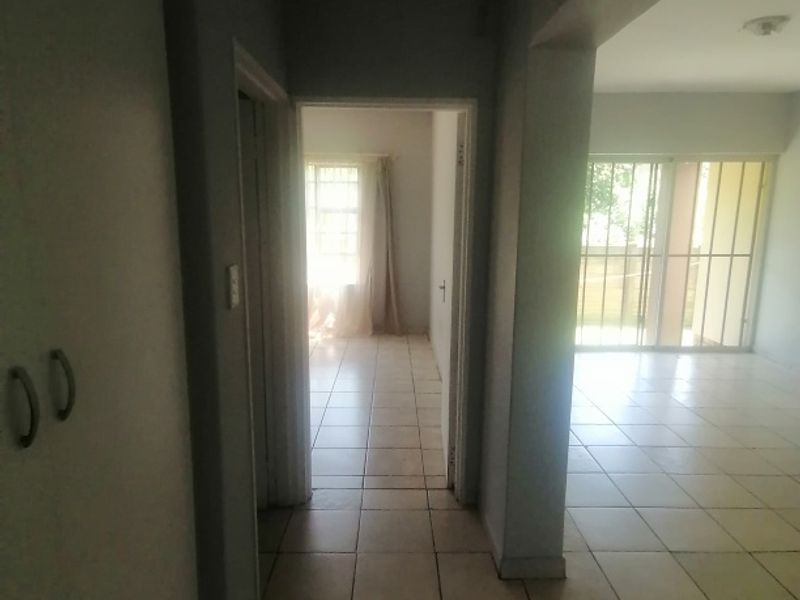 3 Bedroom Flat For Rental In Central Emp - Photo 4