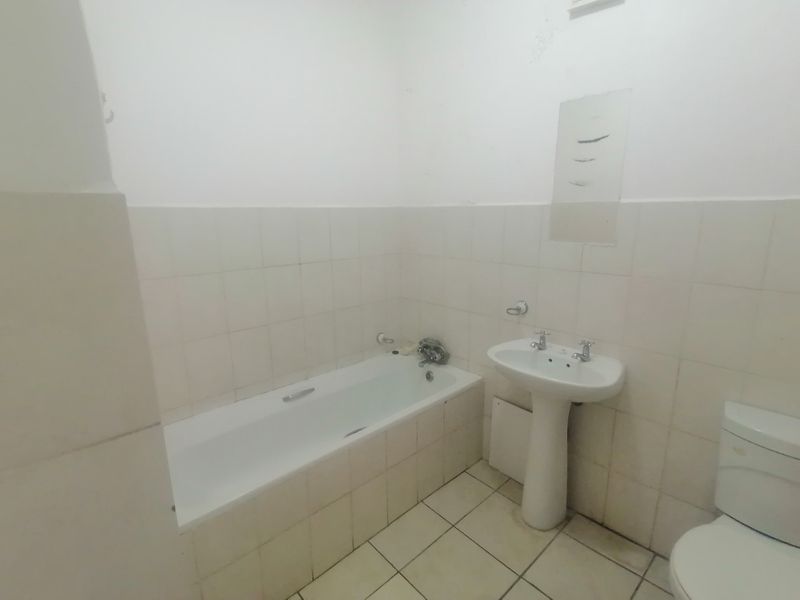 3 Bedroom Flat For Rental In Central Emp - Photo 9