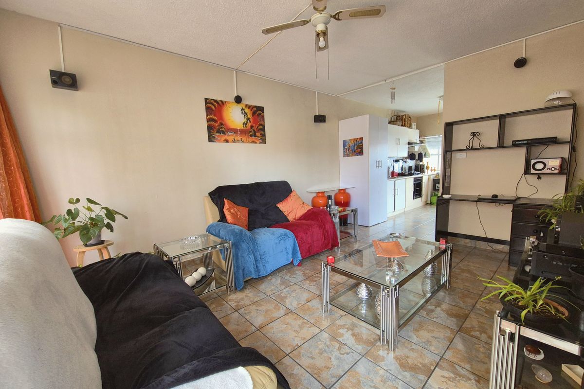 Apartment For Sale In Brakpan - Photo 3