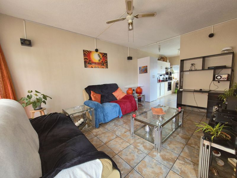 Apartment For Sale In Brakpan - Photo 3