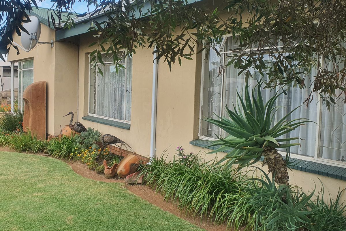 House Pending Sale In Heidelberg - Photo 2