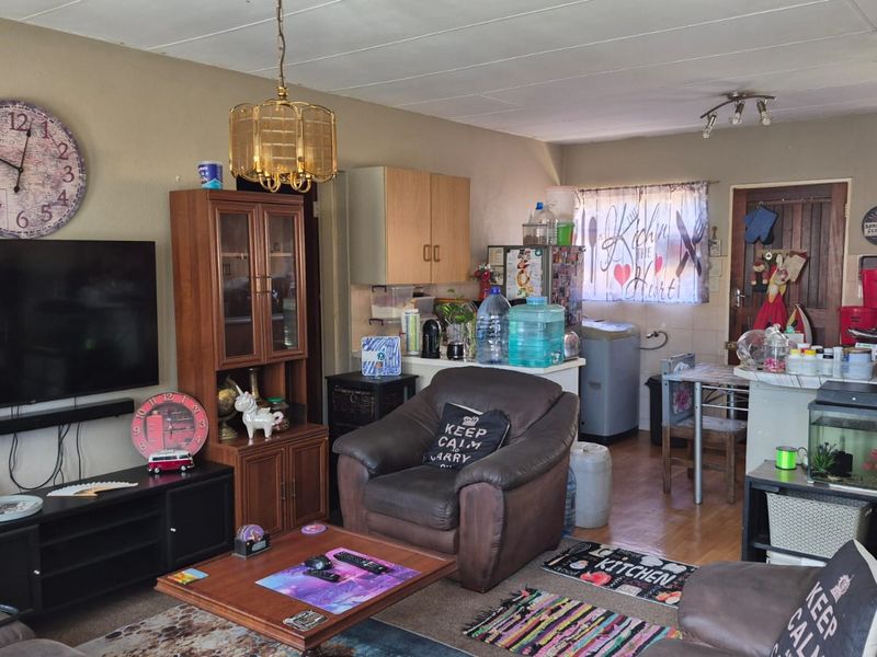 Looking for a first time buyer. Model park townhouse - Photo 7