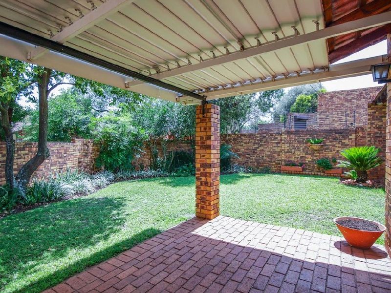 Fully renovated two bedroom, two bathroom home. - Photo 6